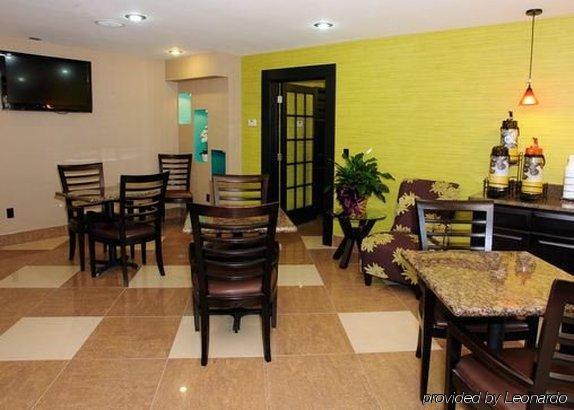 ควอลิตี้ อินน์ โควิงตัน ร้านอาหาร รูปภาพ